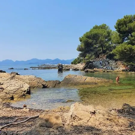 Cannes Isola Bella Entre Mer Et Montagne Exterior photo